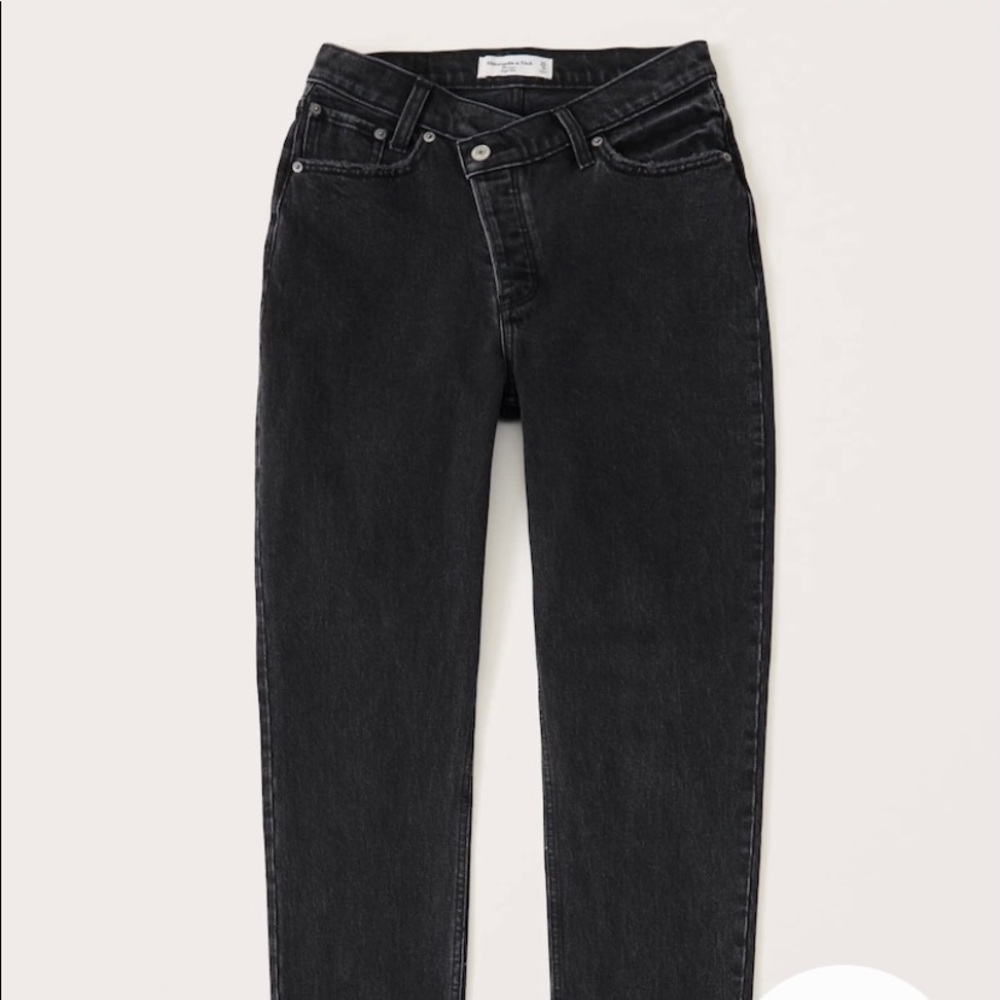 Abercrombie Curve Love High-Rise Dad Jeans 27